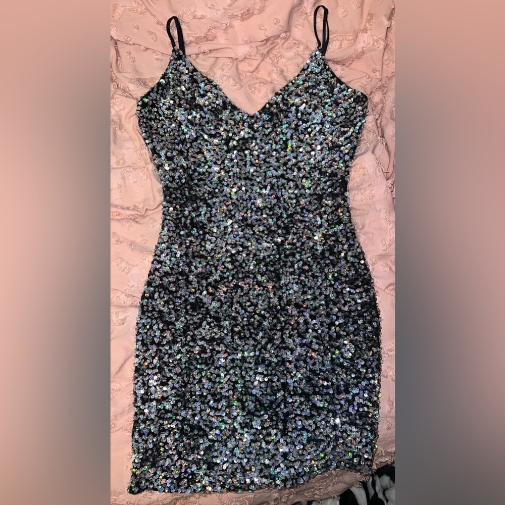 black sequin - windsor dress - medium - only worn once